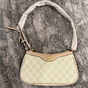 NEED GONE ASAP!! Gucci Beige Ophidia Shoulder Bag